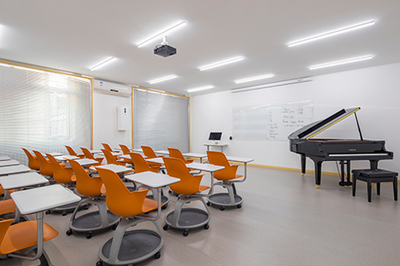 中央音樂學(xué)院鼎石實(shí)驗(yàn)學(xué)校 以音樂為橋，策劃文化藝術(shù)交流新篇章